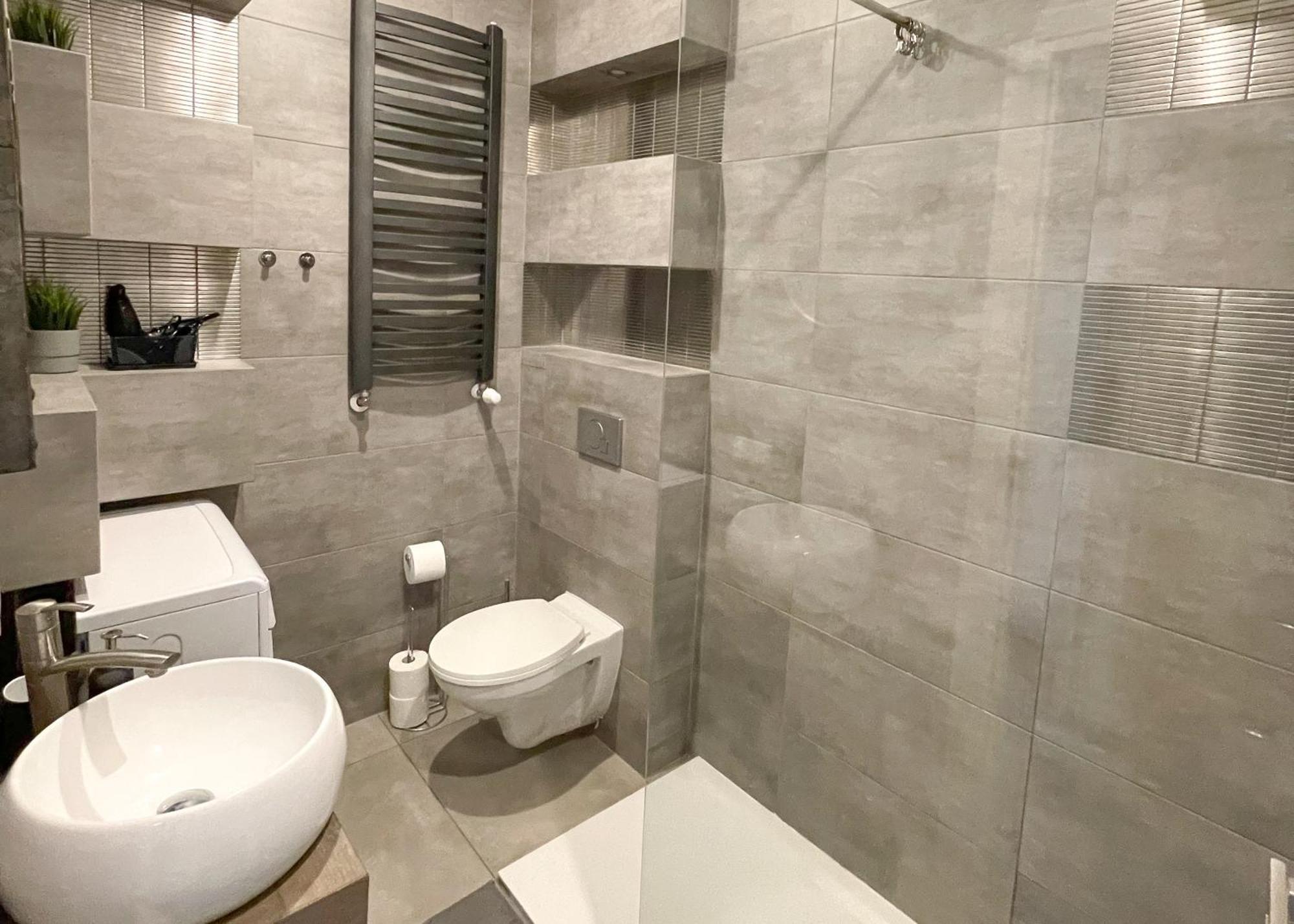 Z&M Apartments - Cracow Old Town كراكوفيا المظهر الخارجي الصورة